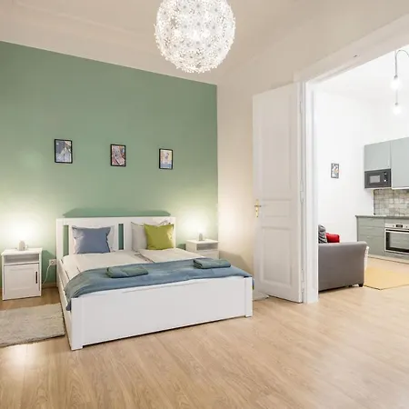 Stylish & Central 2Br Apartment Budapest Exterior photo