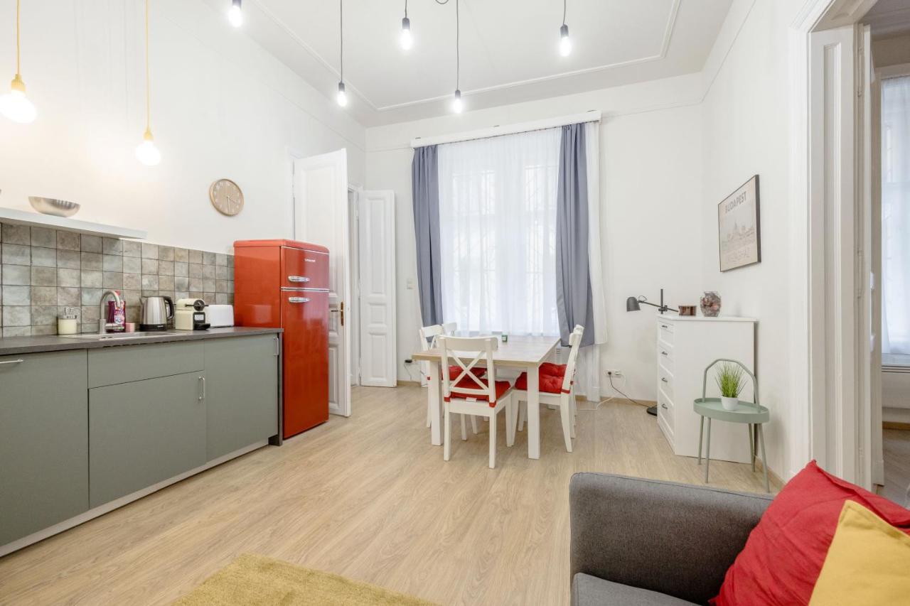 Апартаменты Stylish & 2br