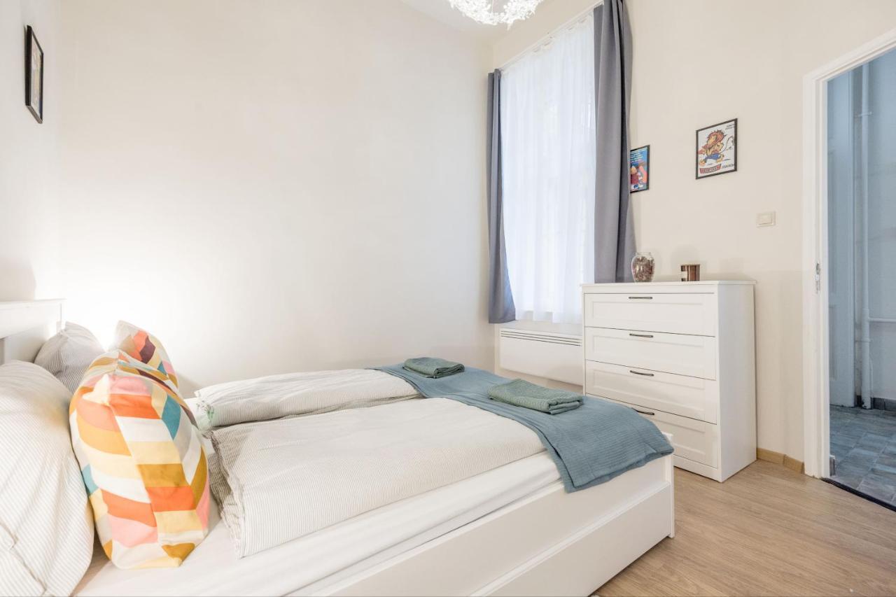 Апартаменты Stylish & 2br *